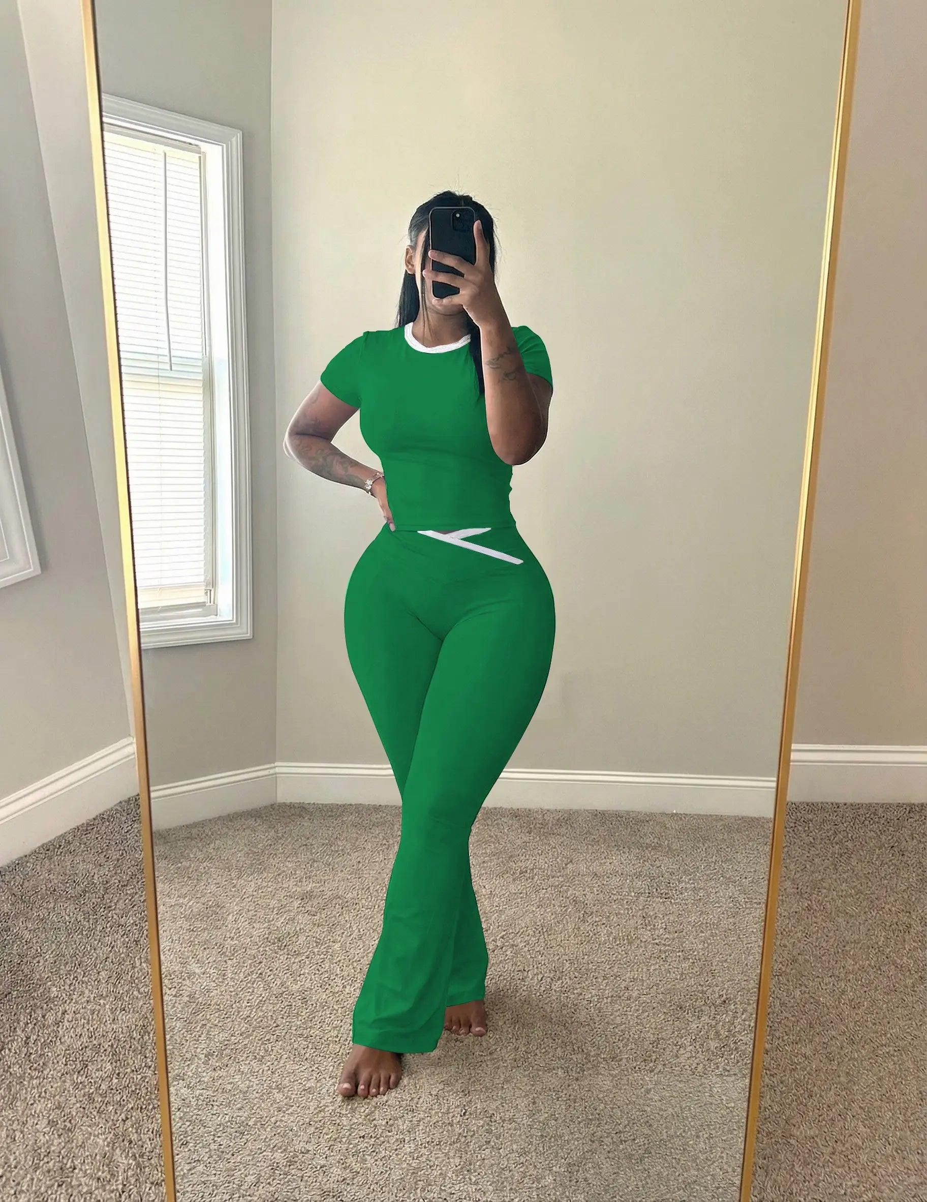 USBOUTIQUE CHIC Women's 2026 Summer 2-Piece Activewear Set: Short Sleeve Crop Top & Crisscross Waist Flare Leggings